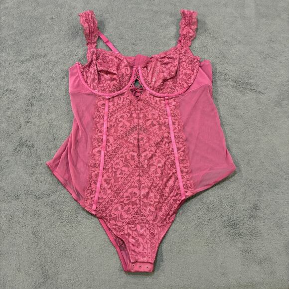 Torrid Pink Floral Lace Bodysuit Lingerie One Piece Intimates Womens Size 2 - Picture 1 of 9